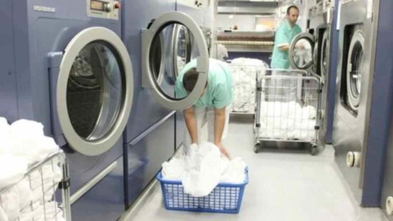Dịch vụ giặt ủi quận 10 – Giao nhận tận nơi 2 chiều